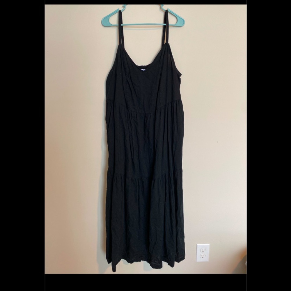 Elegant Black Sleeveless Dress